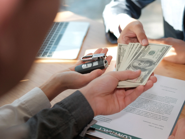 金坛讨债公司分享债务纠纷解决途径对比：诉讼与委托催收的成本收益分析